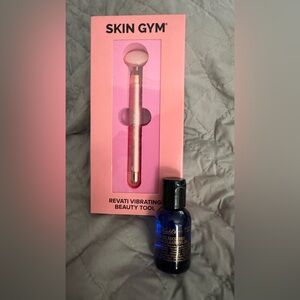 SkinGym Vibrating BeautyTool & Kiehl’s Midnight Recovery Botanical Cleansing Oil